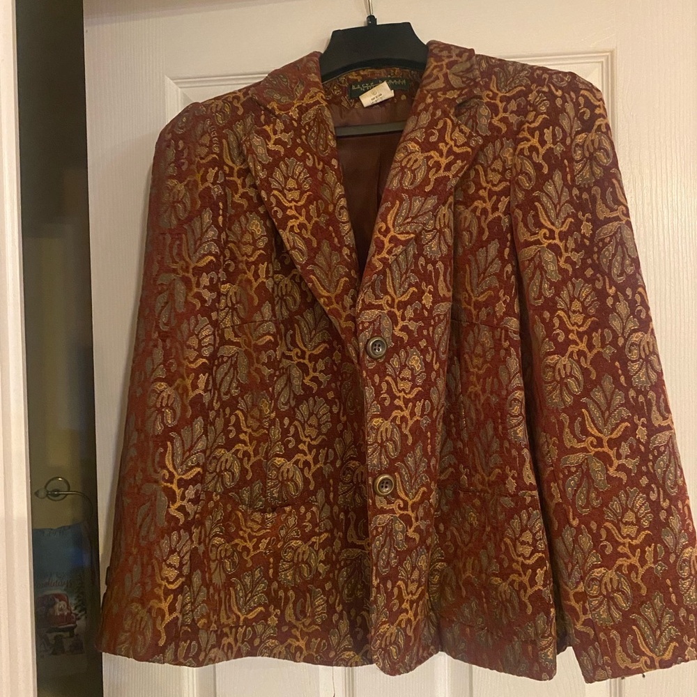 Plus 18W XL Harve Benard Red and Gold Brocade Blazer